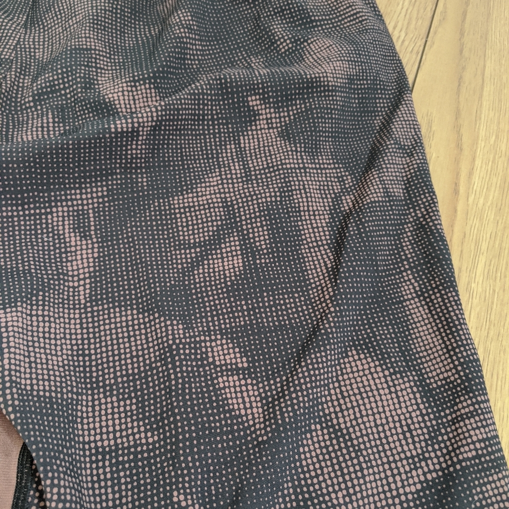 Lululemon 2019 T.H.E short 11"  linerless - Picture 4 of 8